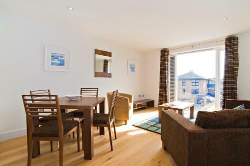 Your Space Apartments ? Hamiltons