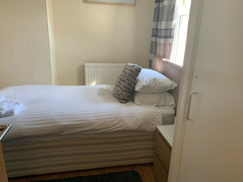 Hostal Parkview Guesthouse