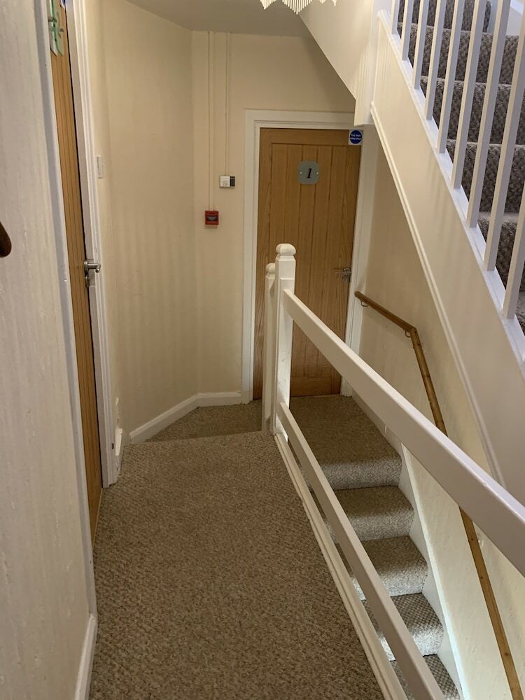 Hostal Parkview Guesthouse