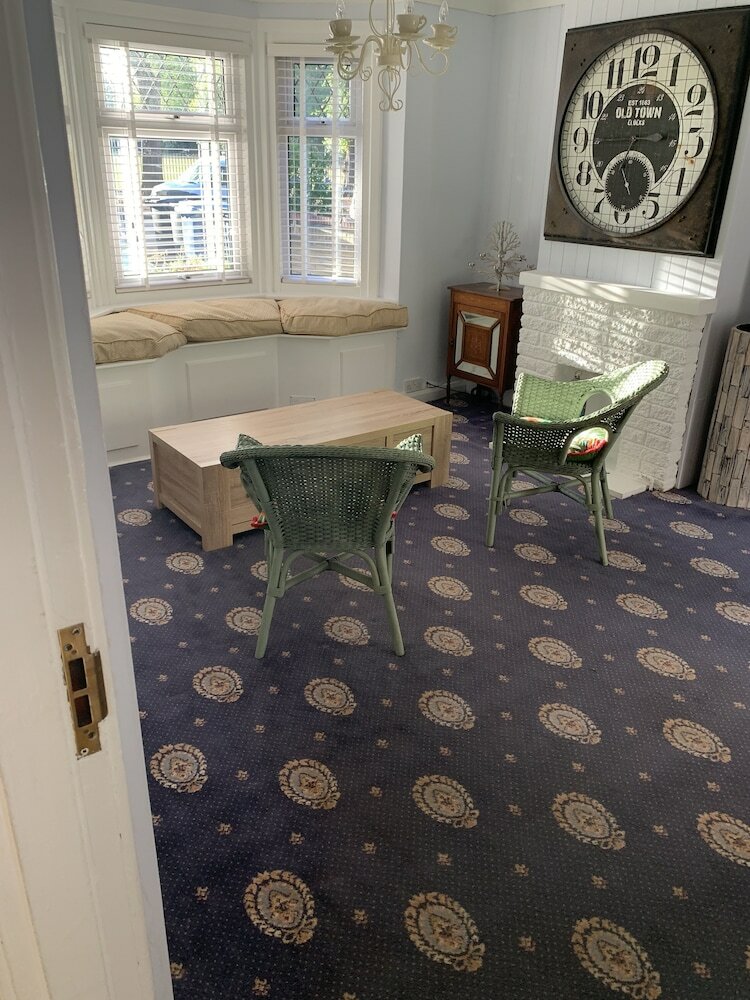 Hostal Parkview Guesthouse