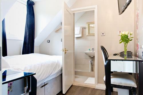 Fenners Hotel - B&B