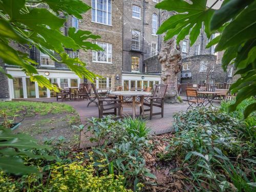 Hostal Lse Passfield Hall