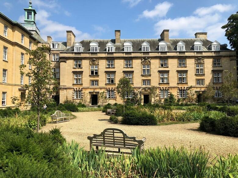 Bed & Breakfast Christs College Cambridge