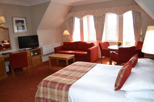 Atholl Hotel