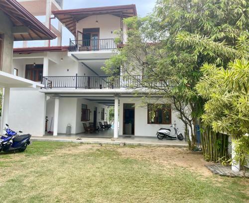 Hostal Villa Riverside
