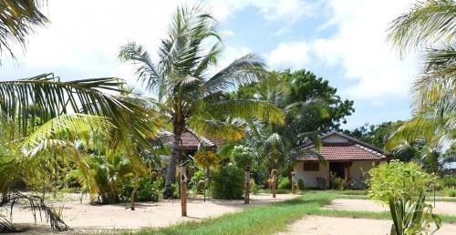 Hotel Prime Surfers Bungalow