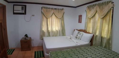 Isla De Paz Beach Resort