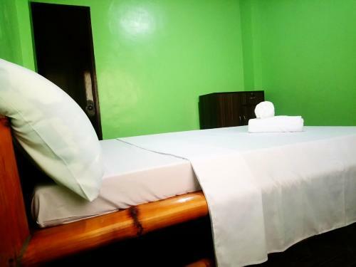Hostal In-n-out Hostel