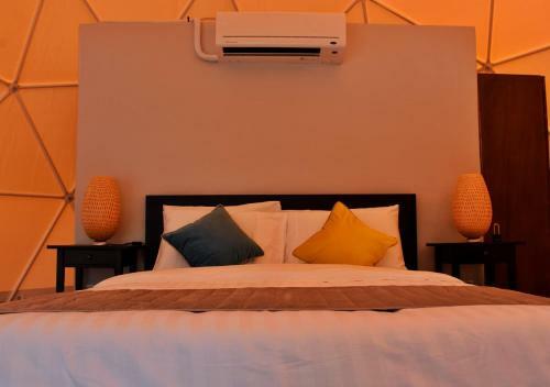 Hotel Aquamare Beach Camp Resort