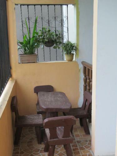 Perlies Inn Balcony House