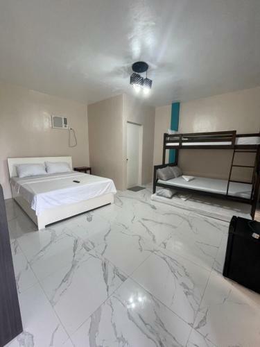 Hotel Antipolo Beach Resort