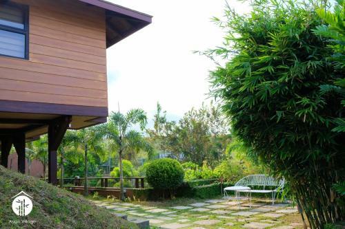 Hotel Asian Village Tagaytay
