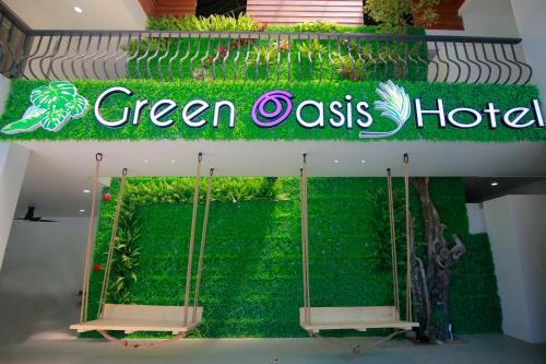 Green Oasis Hotel