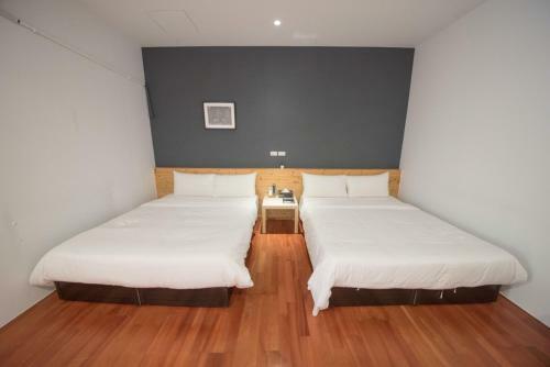 Deer Traveler Hostel