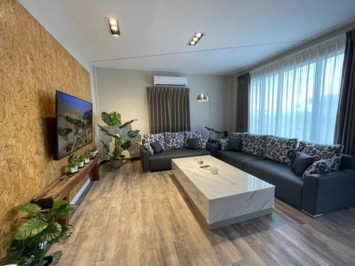 Bed & Breakfast Water World Diving Resort