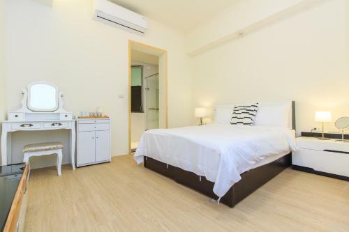 Hotel Qing Ping Jn Humanities Hall