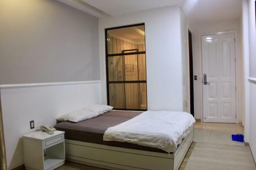 Reddoorz Khanh Linh Hotel