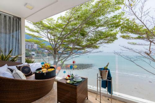 Beachfront Palm Villa 21 Bi?t Th? Tr�n B�i Bi?n