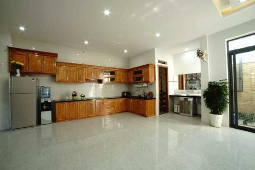 Villa 8pn Nguy?n H?u Ti?n