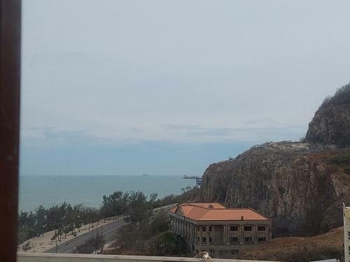 Apartamento C?n H? C�ch Bi?n 40m C� B�i Gi? Xe