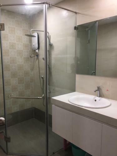 Apartamento C?n H? 1 Pn T?ng Cao, View Bi?n, C� D�n Karaoke