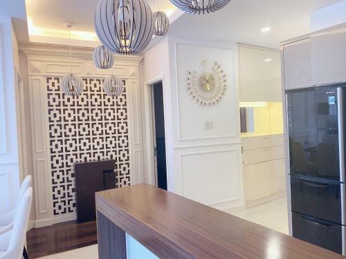Apartamento C?n H? 1503 Chung C? Thu? Ti�n