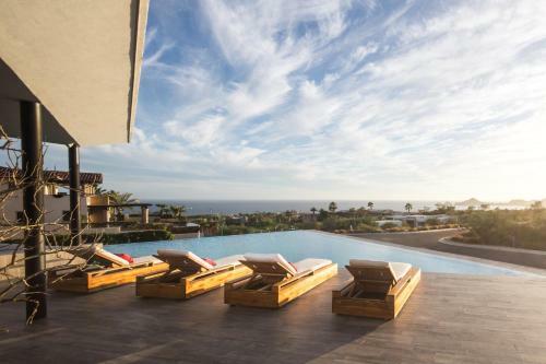 Increible Villa de Lujo Con Alberca Infinity Y Vista Al Arco