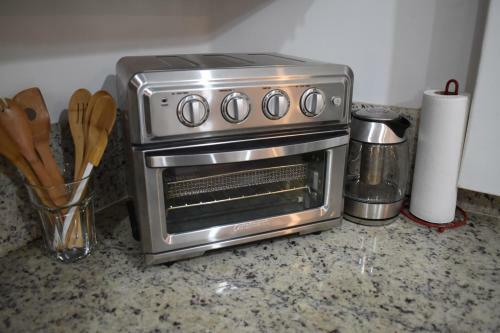 Work Remotely & Relax In Beautiful 3bd Home
