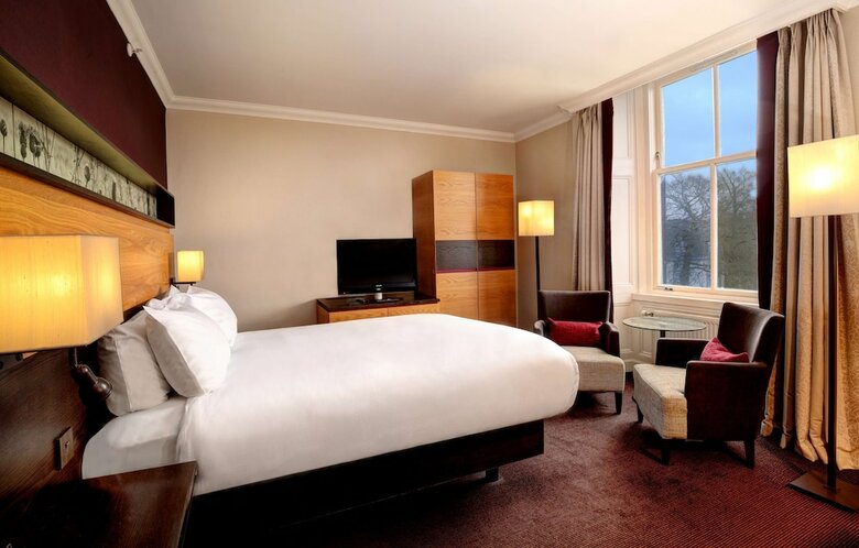 Doubletree By Hilton Dunblane Hydro Hotel