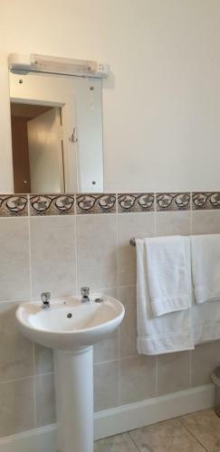 Hostal Moray Park Guest House