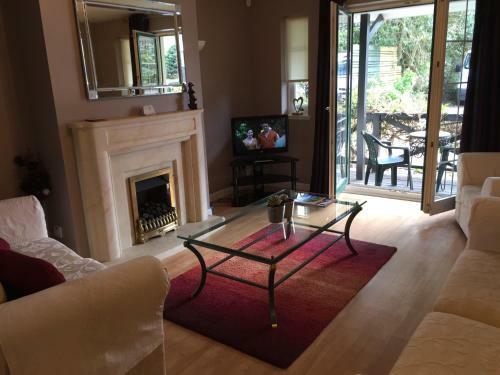 Apartamentos Inverness City Suites