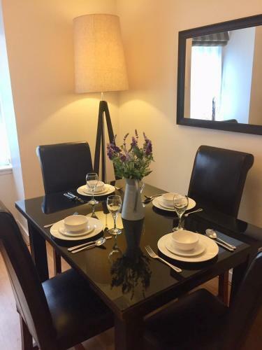 Apartamentos Inverness City Suites