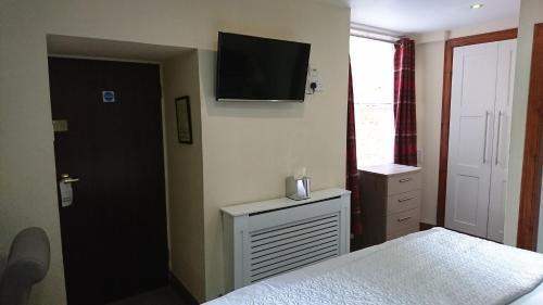 Redcliffe Hotel