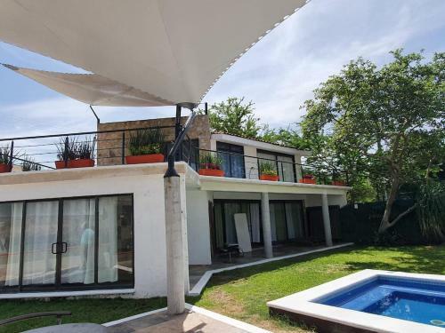 Villa Casa A La Orilla Del Lago