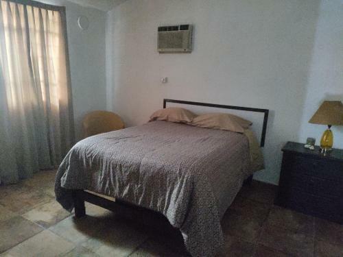 Fast Hostal 33