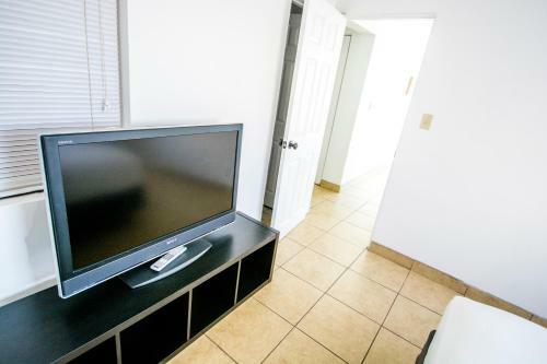 Apartamento Beachfront, Sun, Sand & Fun - Cozy 1 Bdr Apt
