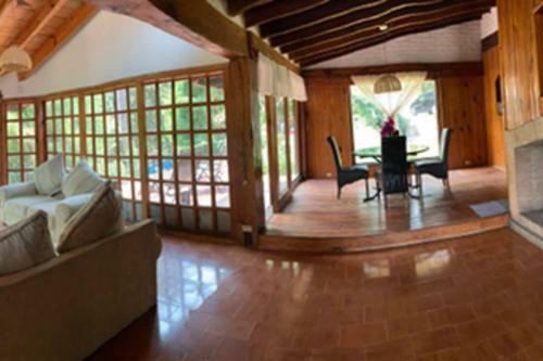 Casa Atardecer Valle de Bravo