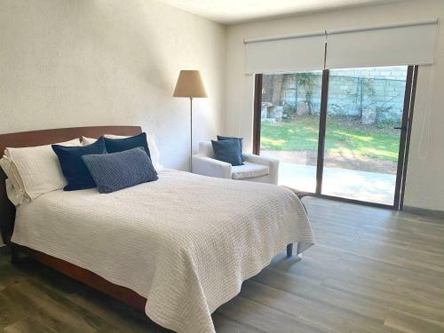 Hostal Casa Vallesana Av�ndaro