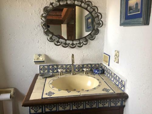 La Casa De Las Flores