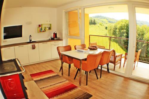 Hostal Suiten Am Simmhof