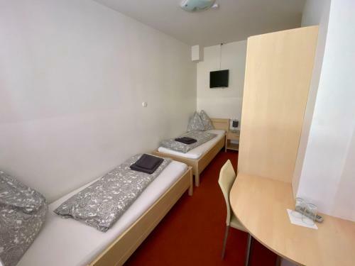Bed & Breakfast Vermietung Danis