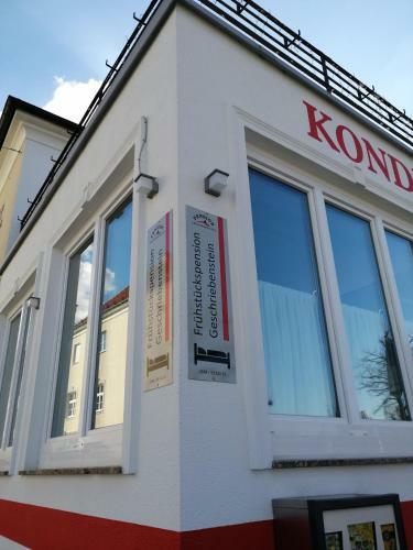 Hostal Pension Geschriebenstein