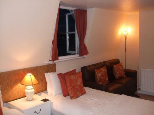 Hostal The Chatsworth
