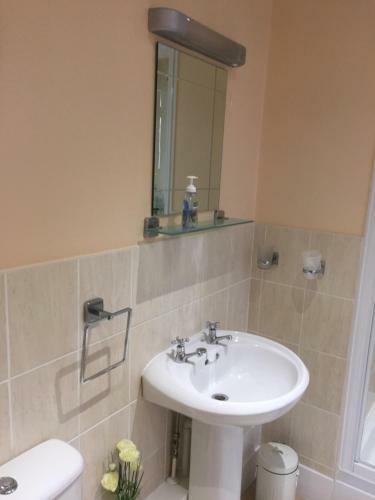 Hostal Cornubia Guest House