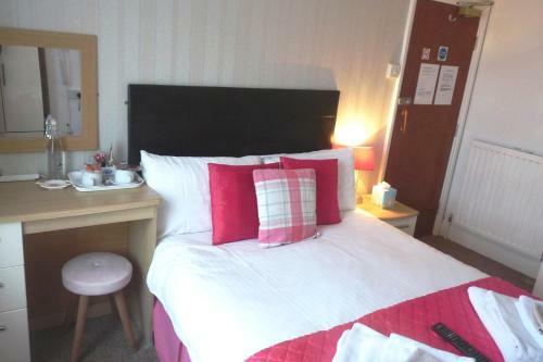 Hostal Aaran House