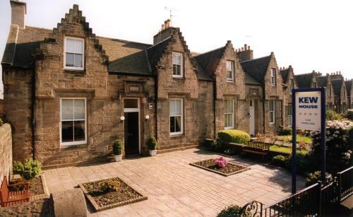 Hostal Kew House And Apartments