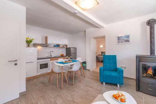 Sun Valley Apartments