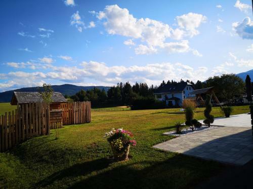 Apartamento Ferienwohnung La�hofer