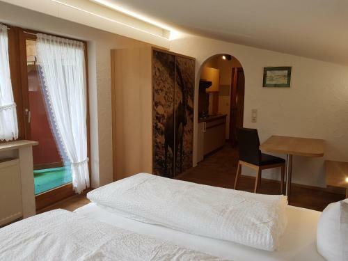 Hostal Landhaus Almrausch