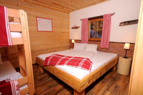 Almchalet Dorfblick